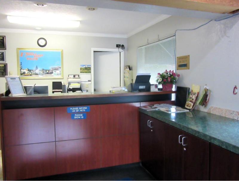 Knights Inn Salem Ngoại thất bức ảnh